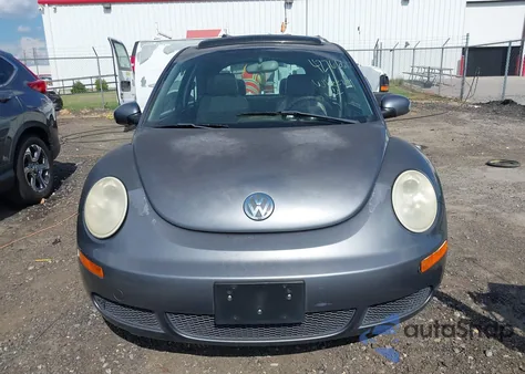 2006 Volkswagen New Beetle 2.5L Option Package 1 из США, поврежденный, VIN 3VWRW31C66M416802